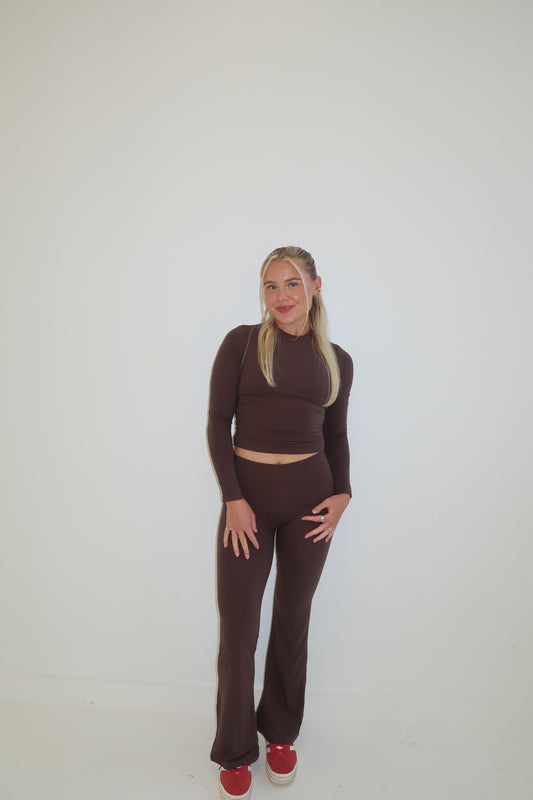 The Flare Pant - Brown