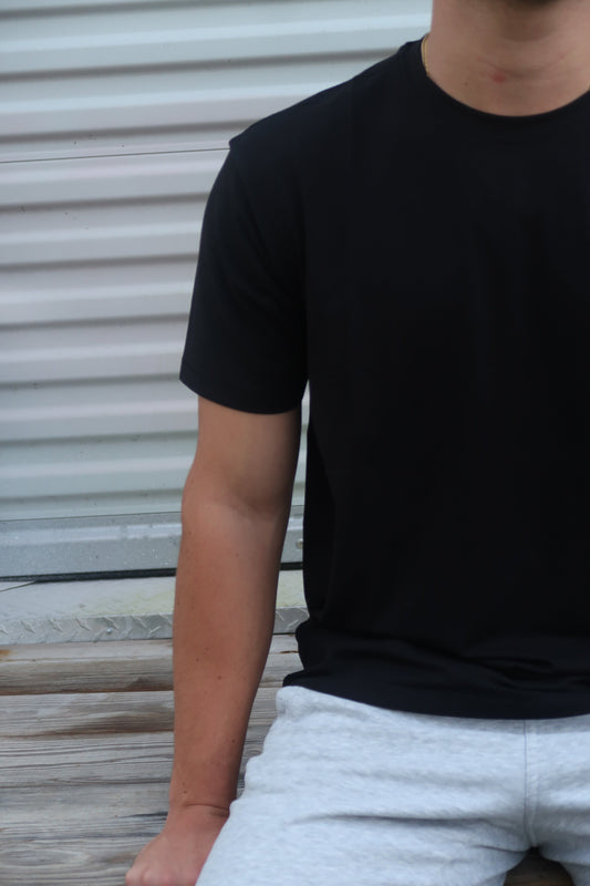 The Cloud Tee In Black