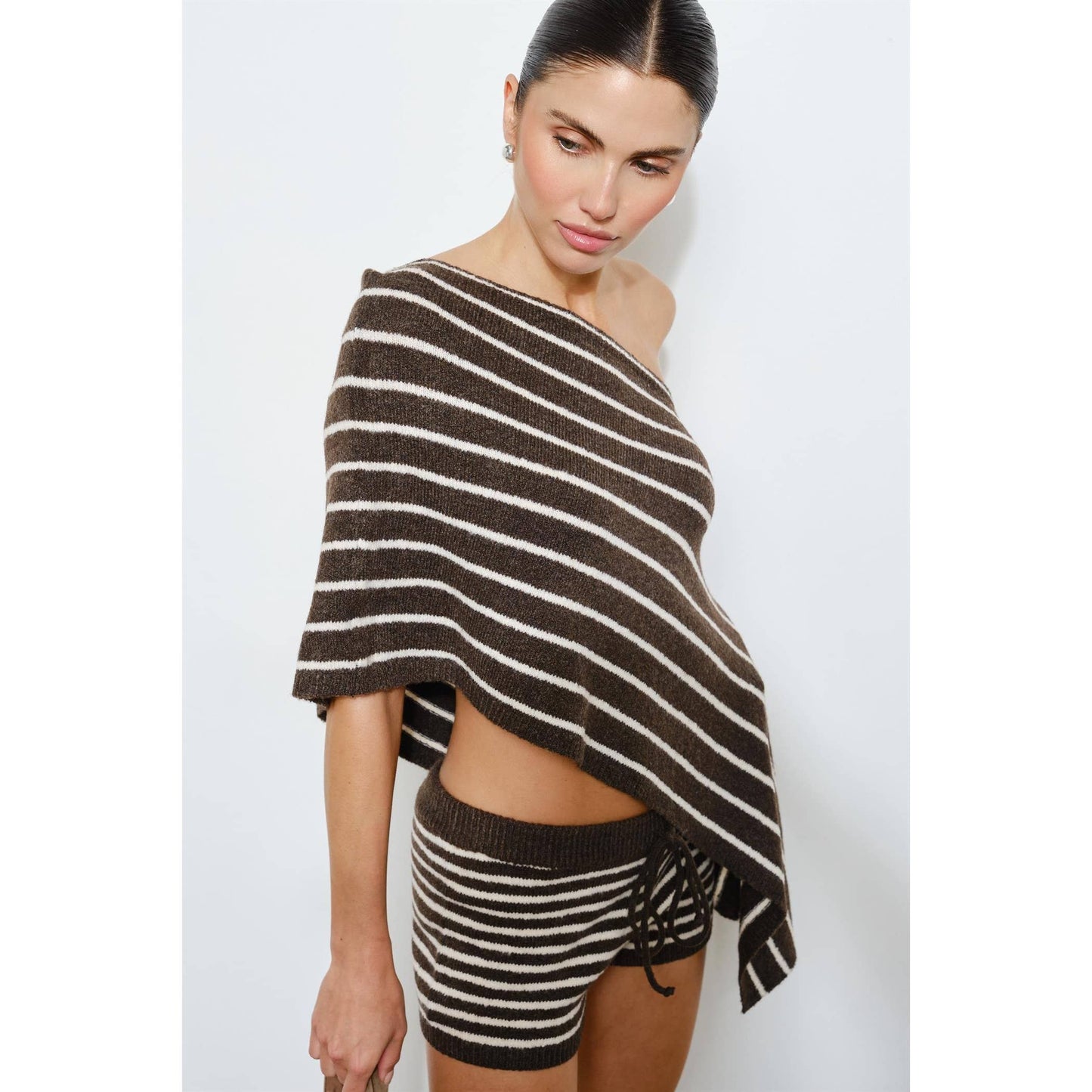 Sol Poncho Set In Brown