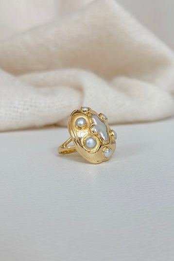 Globe Cross Ring