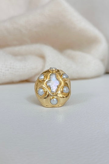Globe Cross Ring