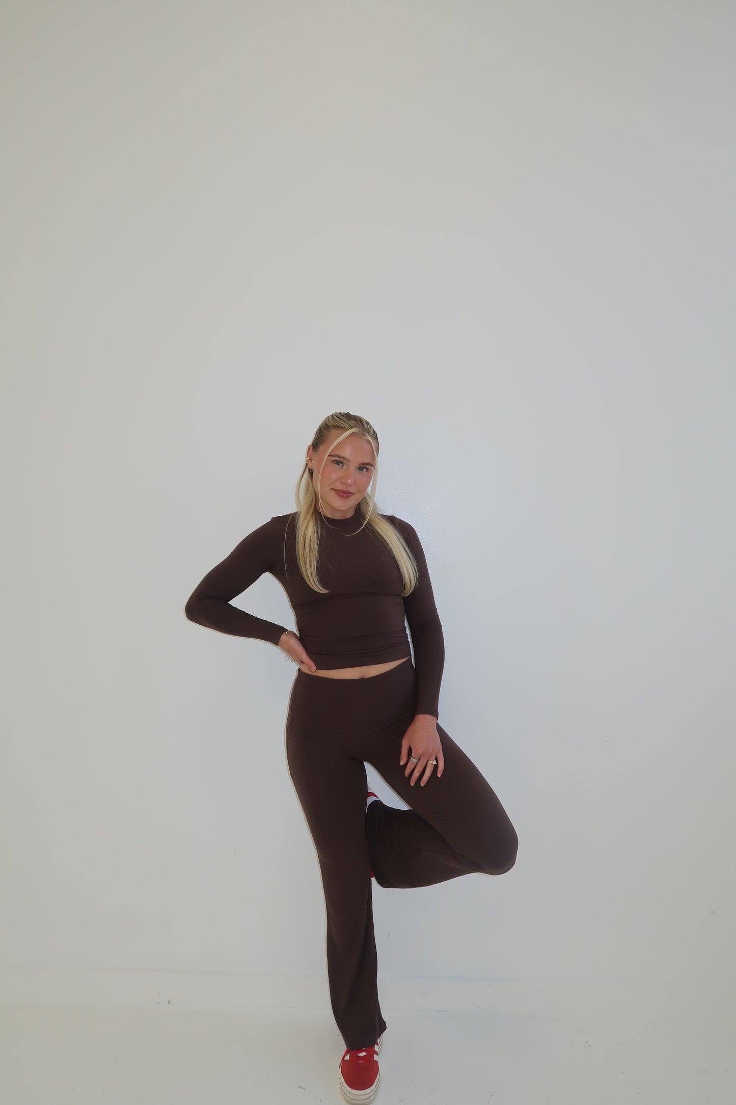 The Flare Pant - Brown