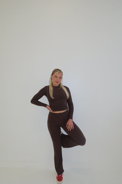 The Flare Pant - Brown