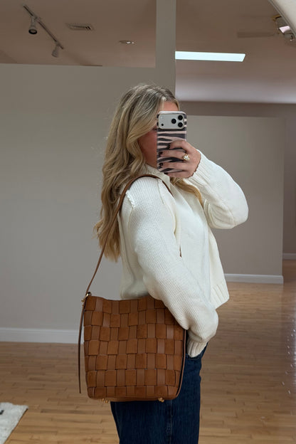 Willa Woven Bucket Bag - Tan