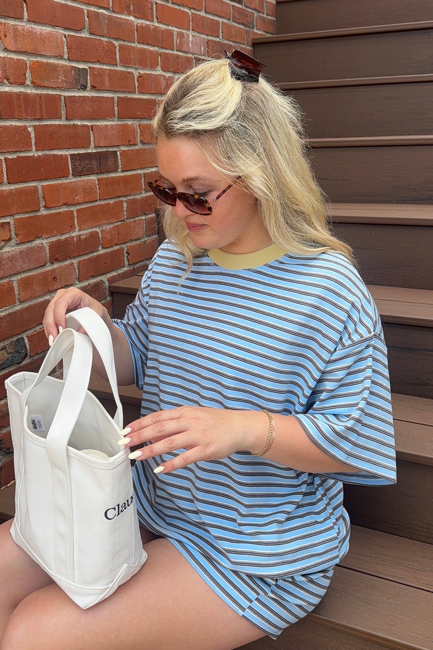 Getaway Stripe Tee - Sky Blue