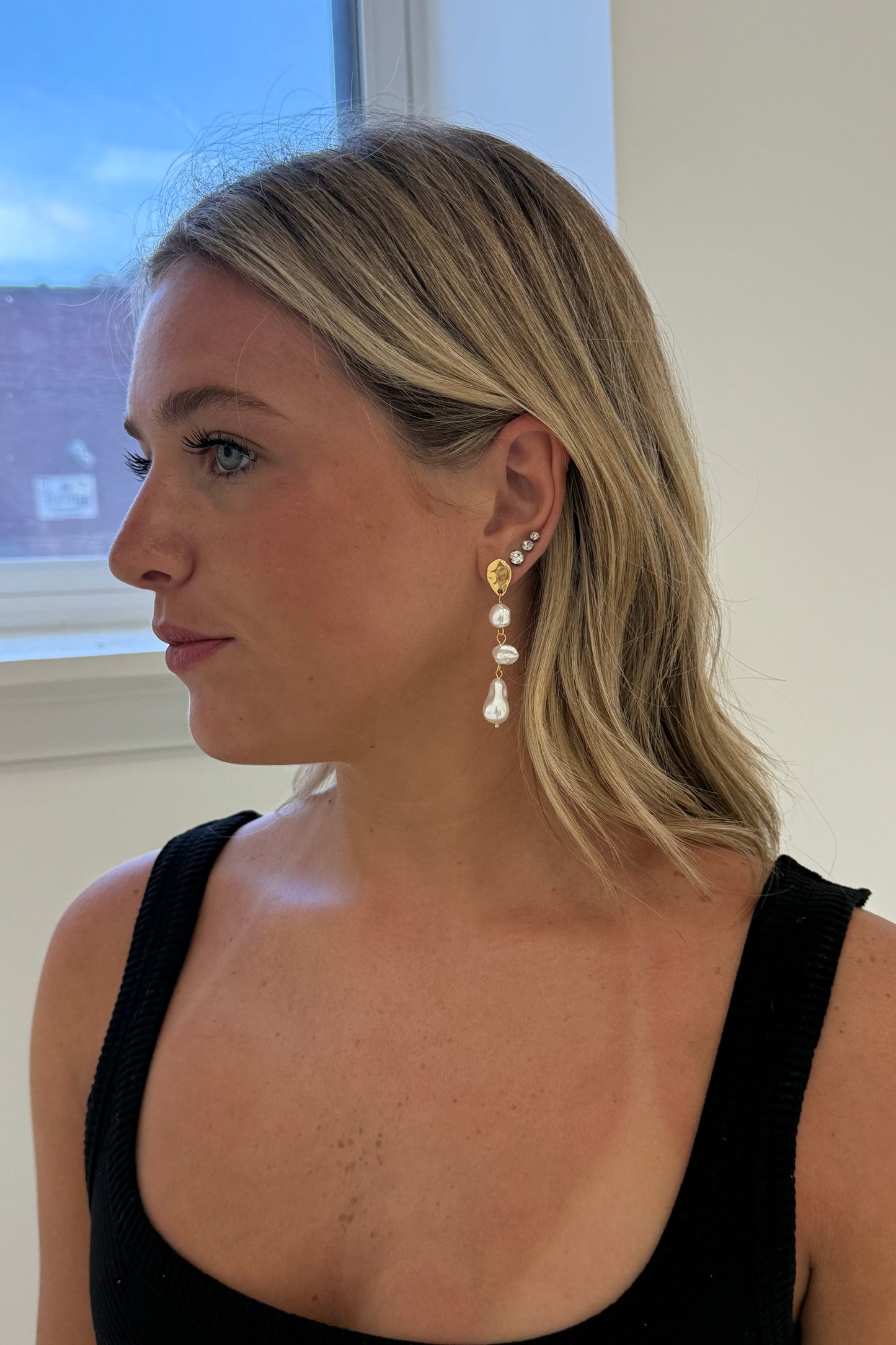 Allison Drop Pearl Earring