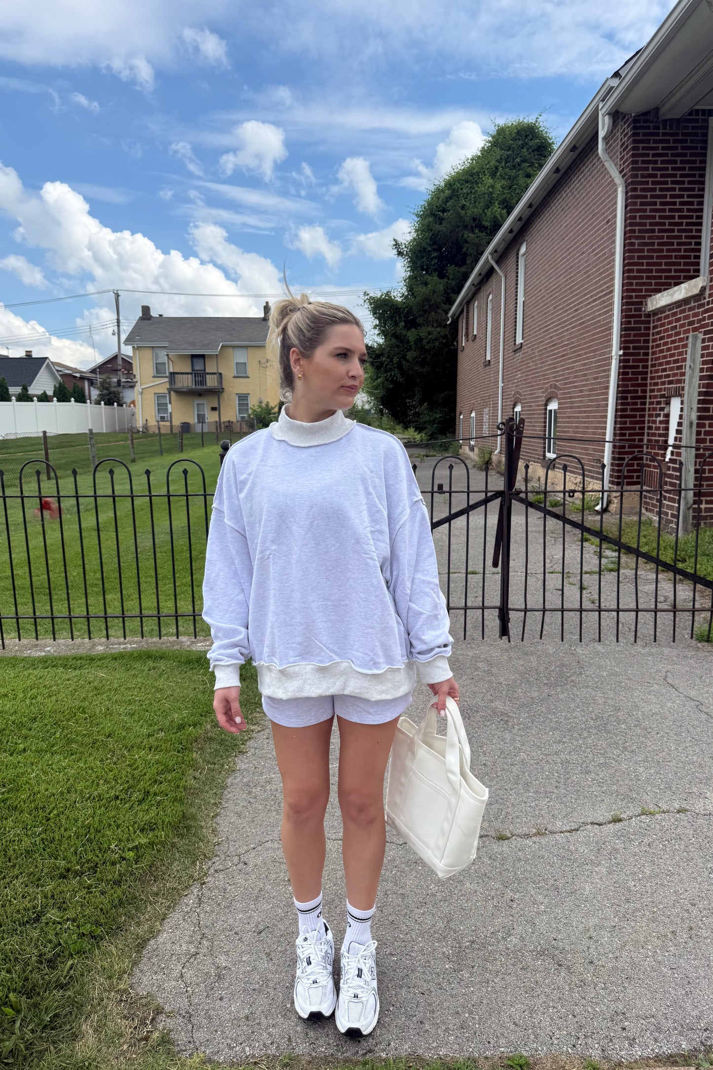 Everyday Set Short - Grey