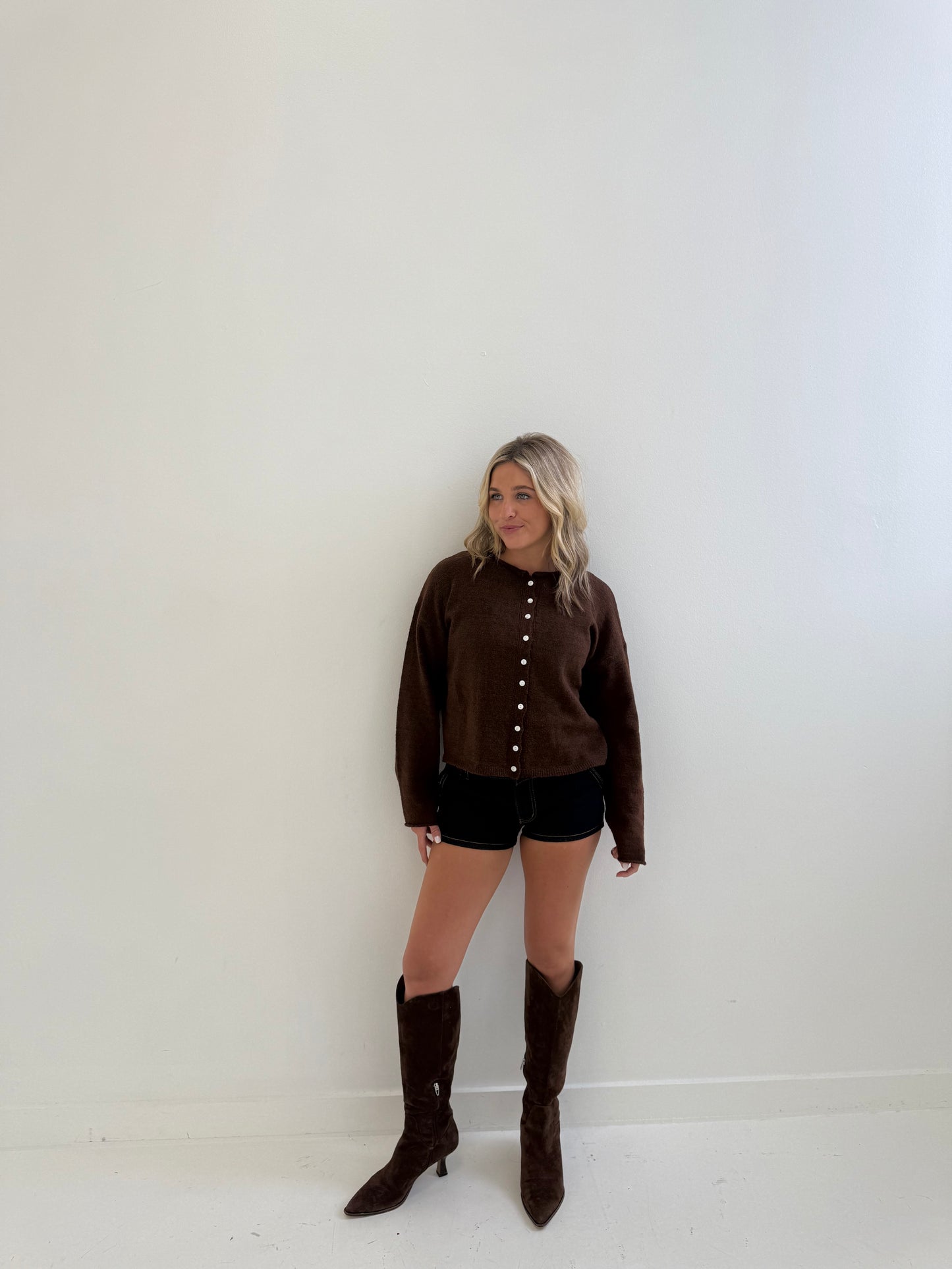 Essential Cardigan in Brown