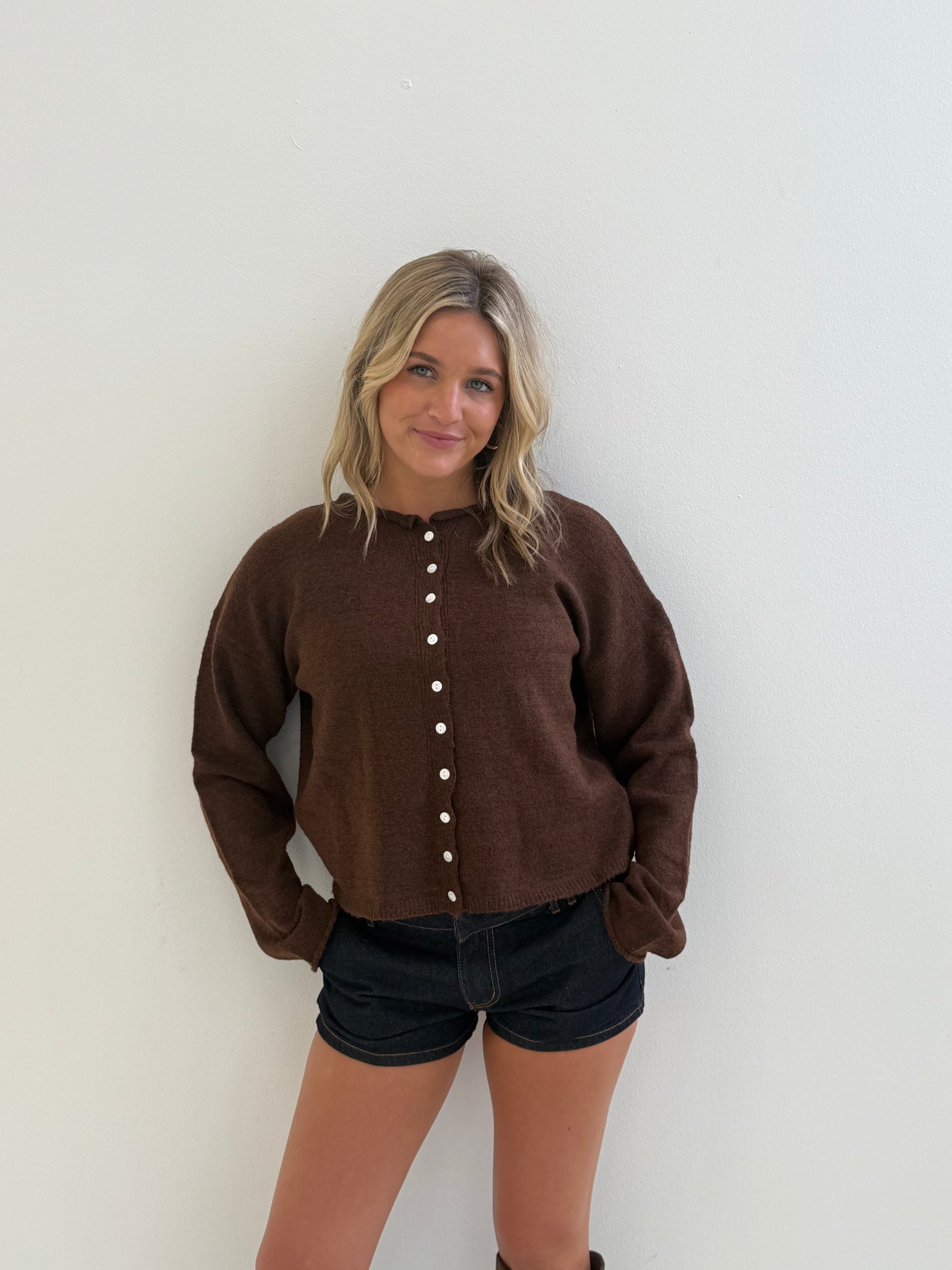 Essential Cardigan in Brown