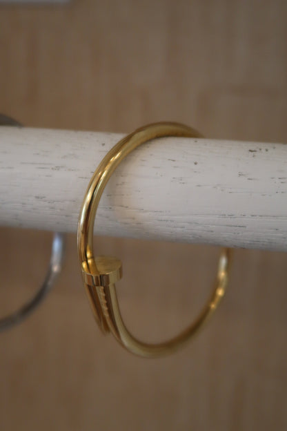 Bangle Bracelet in Gold