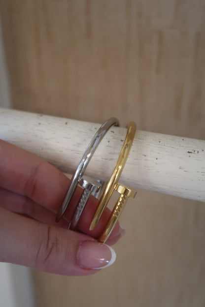 Bangle Bracelet in Gold