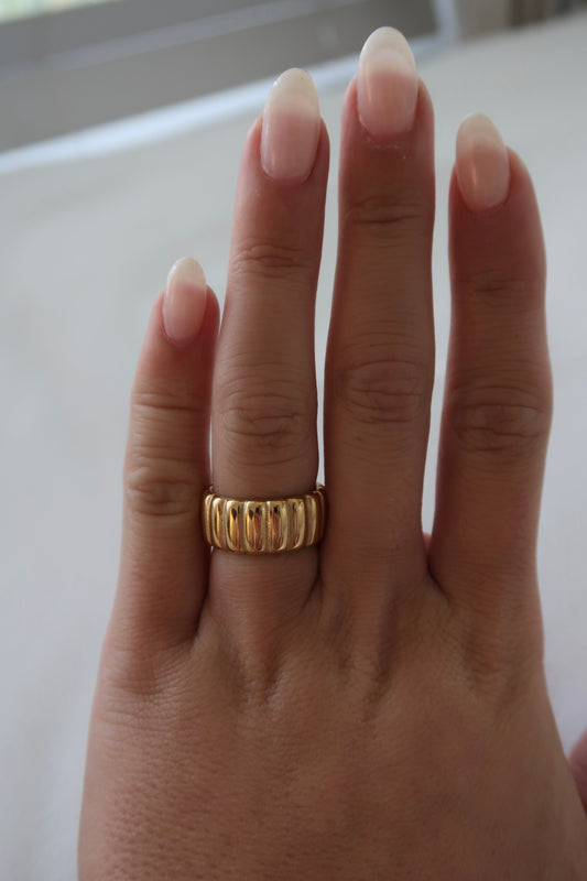 Claire Band Ring