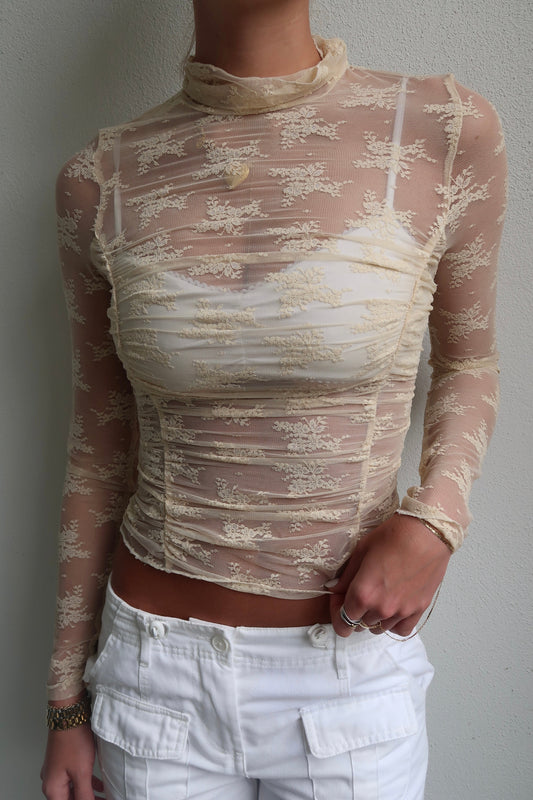 Lacey Long Sleeve in Cream