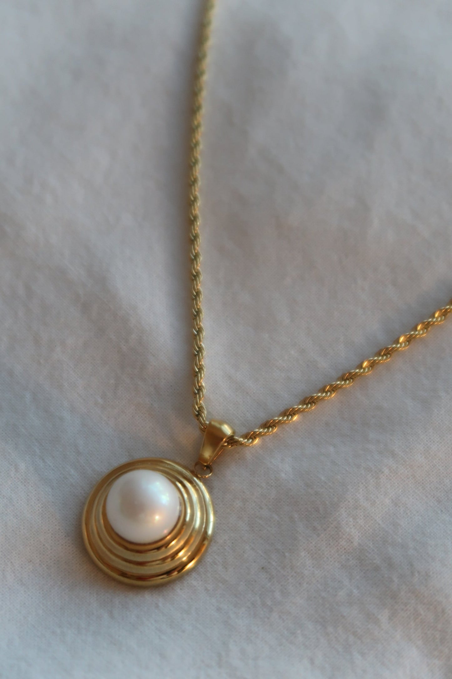 Pearl Pendant Necklace